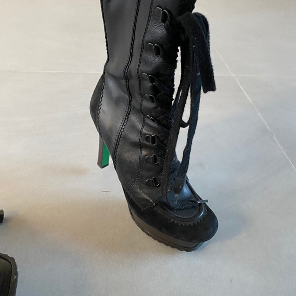 Black Donald Pliner platform boots - Picture 7 of 7